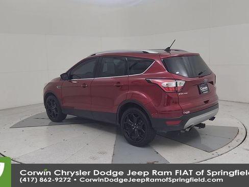 Used 2018 Ford Escape Titanium FWD image 11