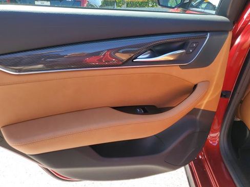 Certified 2025 Cadillac CT5 V RWD image 17
