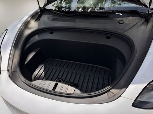 Used 2023 Tesla Model 3 Standard Range RWD image 19