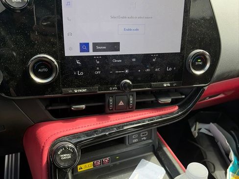 Used 2024 Lexus NX 350 F Sport AWD/4WD image 2