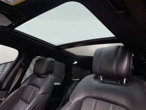 Used 2020 Land Rover Range Rover Sport HST image 4