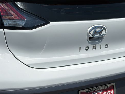 Used 2020 Hyundai Ioniq Limited FWD image 28