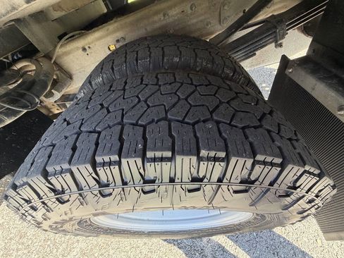 Used 2023 GMC Sierra 3500 Pro w/ Convenience Package image 28