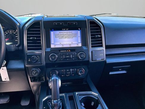 Used 2019 Ford F150 XLT w/ Equipment Group 302A Luxury AWD/4WD image 10