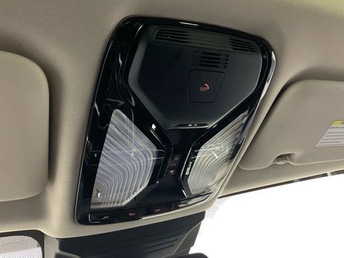 Certified 2024 BMW X7 xDrive40i image 18