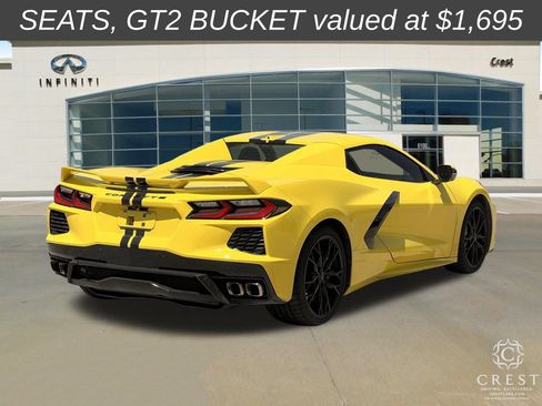 Used 2023 Chevrolet Corvette Stingray Preferred Conv w/ Z51 Performance Package RWD image 3