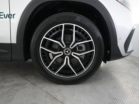 Used 2023 Mercedes-Benz EQB 350 4MATIC SUV image 20