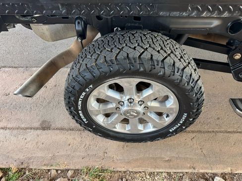 Used 2022 RAM 2500 Laramie image 30