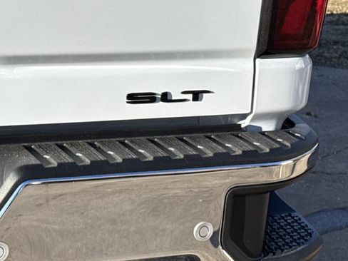 New 2026 GMC Sierra 2500 SLT w/ SLT Premium Package image 10