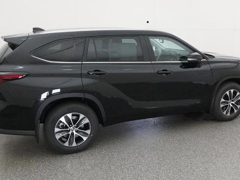 New 2026 Toyota Highlander XLE AWD/4WD image 26