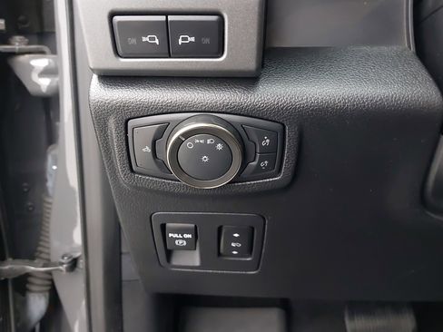 Used 2020 Ford F150 Raptor w/ Equipment Group 802A Luxury image 27