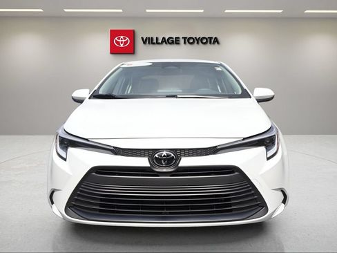 Certified 2026 Toyota Corolla LE FWD image 8