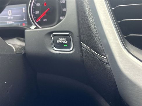 Used 2021 GMC Acadia SLE w/ Driver Convenience Package image 15