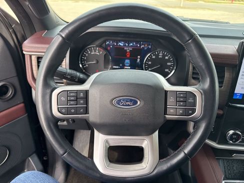 Used 2022 Ford Expedition Max Limited AWD/4WD image 23