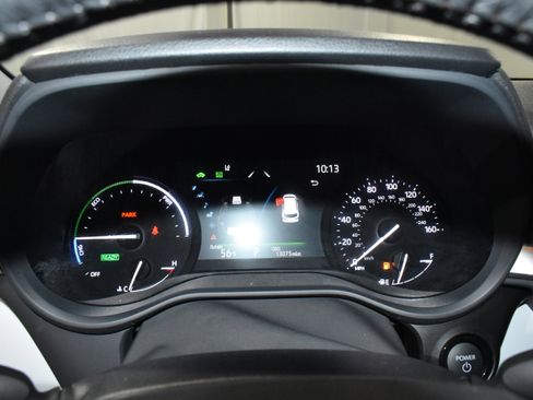 Used 2025 Toyota Sienna XLE FWD image 16