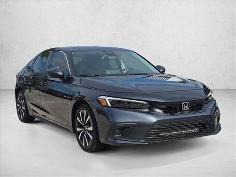 Used 2024 Honda Civic EX-L image 3
