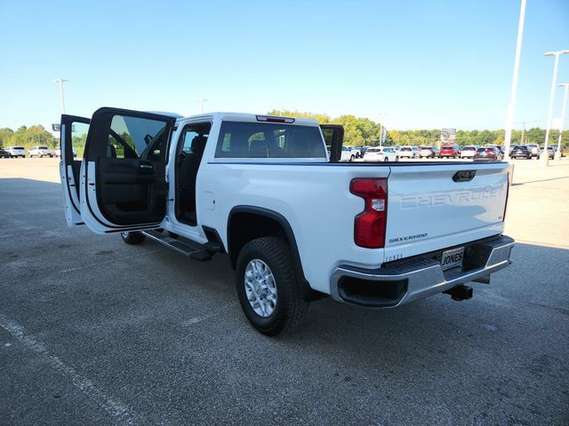 Used 2023 Chevrolet Silverado 2500 LT w/ Convenience Package AWD/4WD image 13