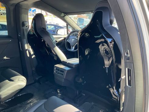Used 2016 Tesla Model X 90D image 53
