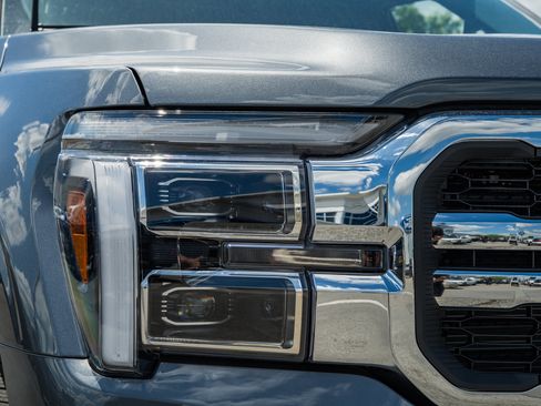 New 2026 Ford F150 Lariat w/ Equipment Group 501A Mid AWD/4WD image 11