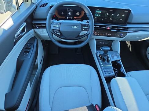 New 2026 Kia Sportage EX FWD image 7