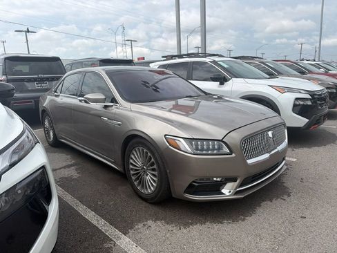 Used 2019 Lincoln Continental Reserve AWD/4WD image 18