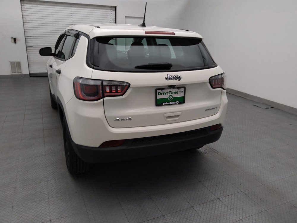 Used 2020 Jeep Compass Sport AWD/4WD image 6