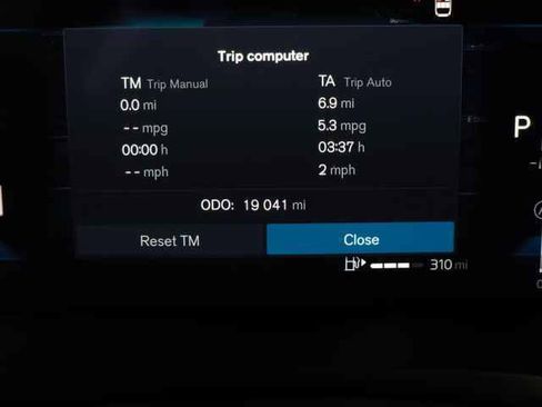 Certified 2025 Volvo V60 B5 Cross Country Plus image 22