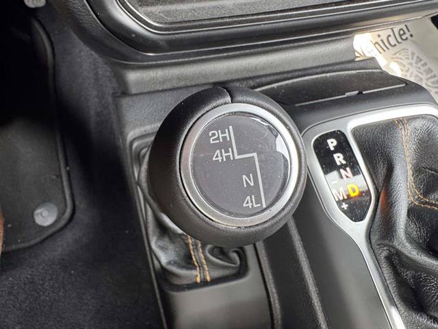 Used 2021 Jeep Wrangler Unlimited Sahara AWD/4WD image 14
