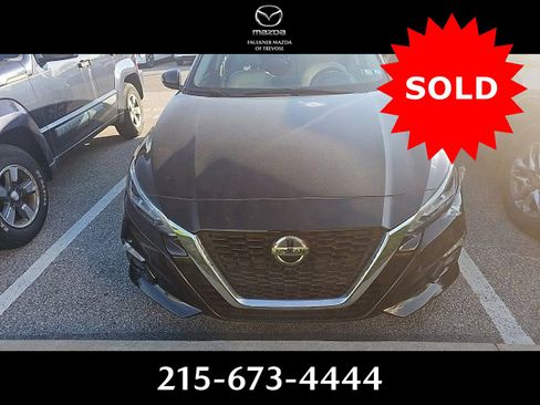 Used 2020 Nissan Altima 2.5 SV FWD image 1