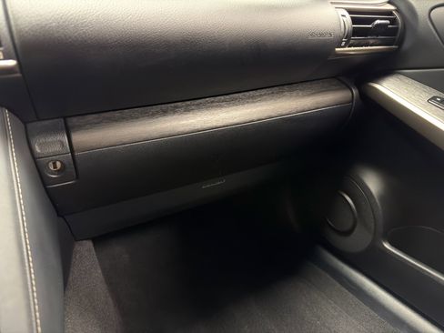 Used 2019 Lexus IS 300 F Sport w/ F Sport Package image 25