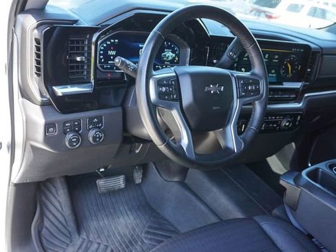 Used 2023 Chevrolet Silverado 1500 LT Trail Boss w/ Protection Package AWD/4WD image 11