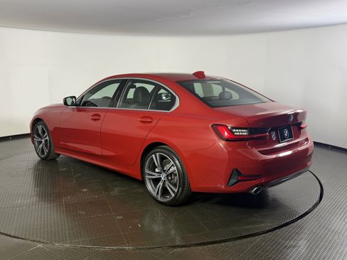 Used 2020 BMW 330i xDrive Sedan w/ Premium Package AWD/4WD image 6
