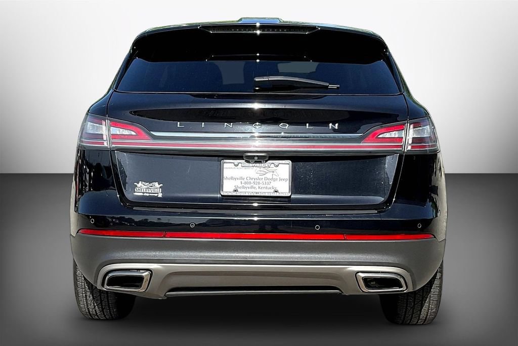 Used 2022 Lincoln Nautilus AWD w/ Premium Package image 5