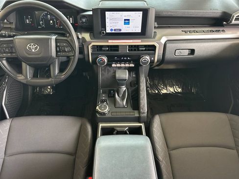 Used 2025 Toyota Tacoma SR5 AWD/4WD image 14