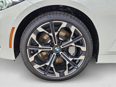 Used 2025 BMW 330i Sedan w/ Convenience Package image 9