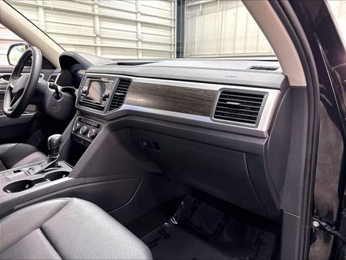Used 2023 Volkswagen Atlas SE FWD image 30