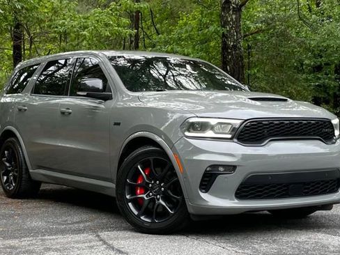 Used 2022 Dodge Durango SRT w/ Technology Group AWD/4WD image 9