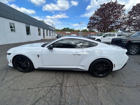 Used 2024 Ford Mustang Premium RWD image 4
