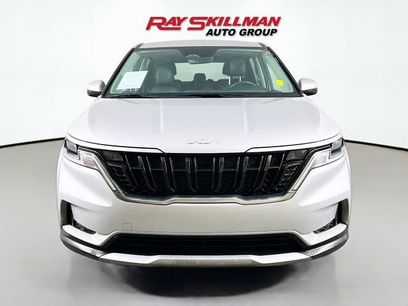 Used 2023 Kia Carnival LX