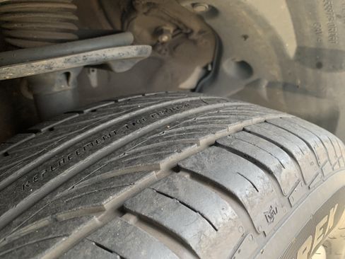 Used 2013 Toyota RAV4 XLE FWD image 12