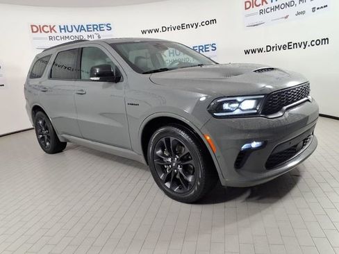 Used 2023 Dodge Durango R/T AWD/4WD image 3