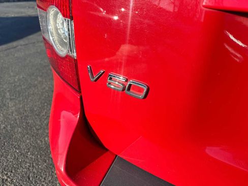 Used 2005 Volvo V50 T5 image 18