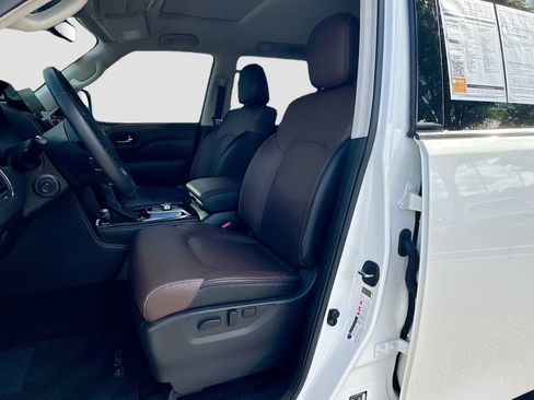 Used 2024 INFINITI QX80 Premium Select w/ All-Season Package AWD/4WD image 20