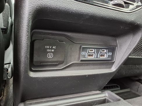 Used 2022 Jeep Grand Cherokee L Limited AWD/4WD image 26