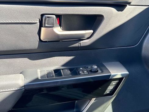 Used 2025 Toyota Tundra Limited image 27