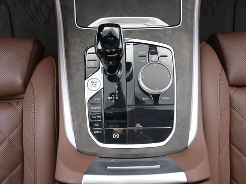 Used 2023 BMW X5 xDrive40i w/ M Sport Package AWD/4WD image 15