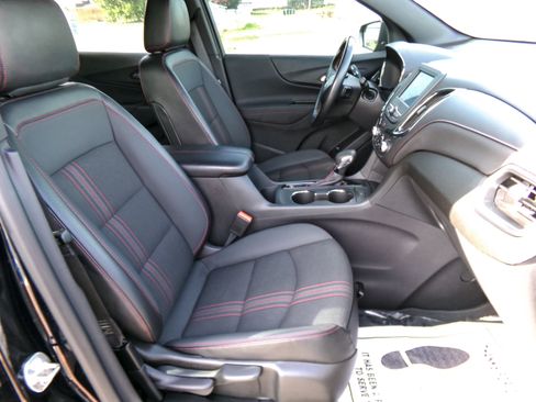 Used 2023 Chevrolet Equinox RS FWD image 16