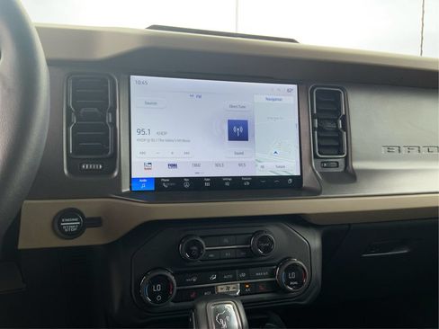 Used 2025 Ford Bronco Big Bend AWD/4WD image 16
