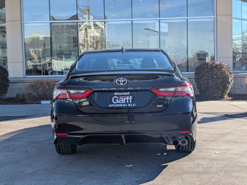 Used 2024 Toyota Camry SE image 7