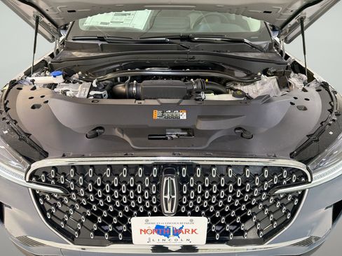 New 2026 Lincoln Aviator 2WD image 31